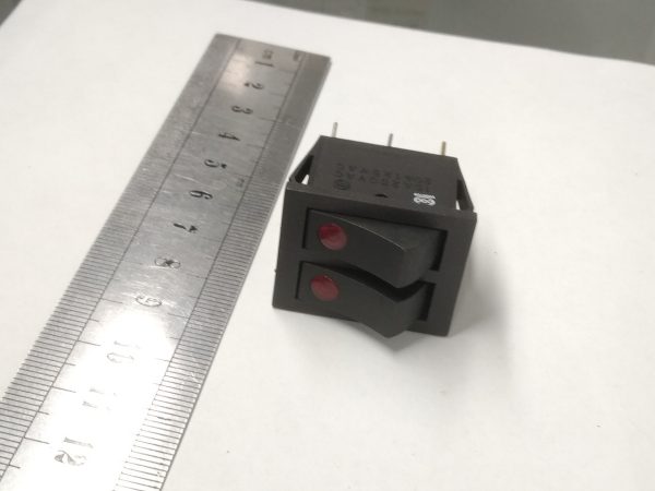 Выключатель клавишный сдвоеный подсветка 220V 10A