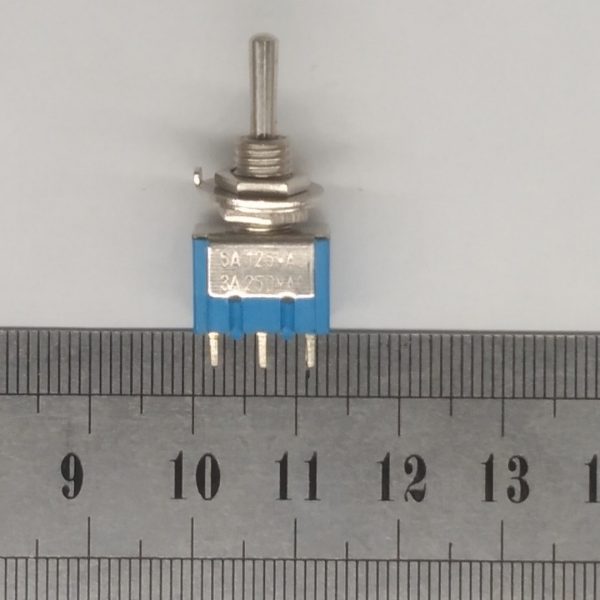 Тумблер  1 группа на 3 положения 3А 230V ON-OFF-ON