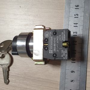 Выключатель поворотный 2 положения с ключом