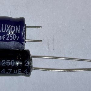 ELCAP 4.7MF250V Конденсатор