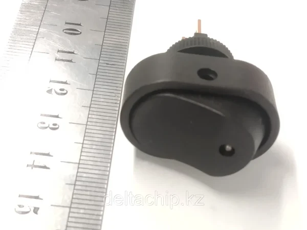 Клавиша в круглое отверстие Ø11 3 контакта 5A 12VDC
