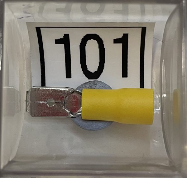 WT101 Разъем плоский изолир РПИ-П 6-(6,3)