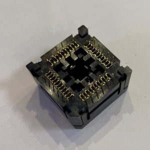 DIP ZIF-PLCC 44