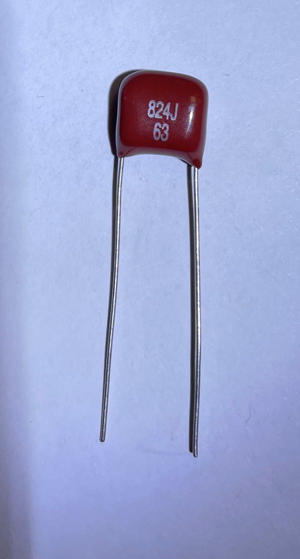 0.82mf 63v пленочный конденсатор