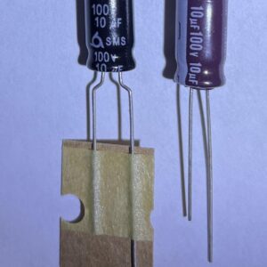10MF100V Конденсатор