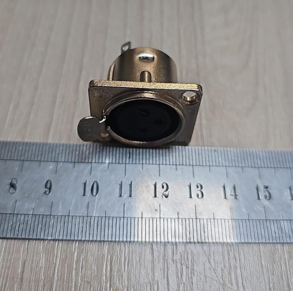 Разъем XLR 3 pin мама на корпус — изображение 2